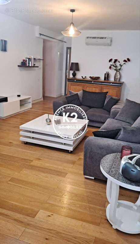 Appartement à MONTELIMAR