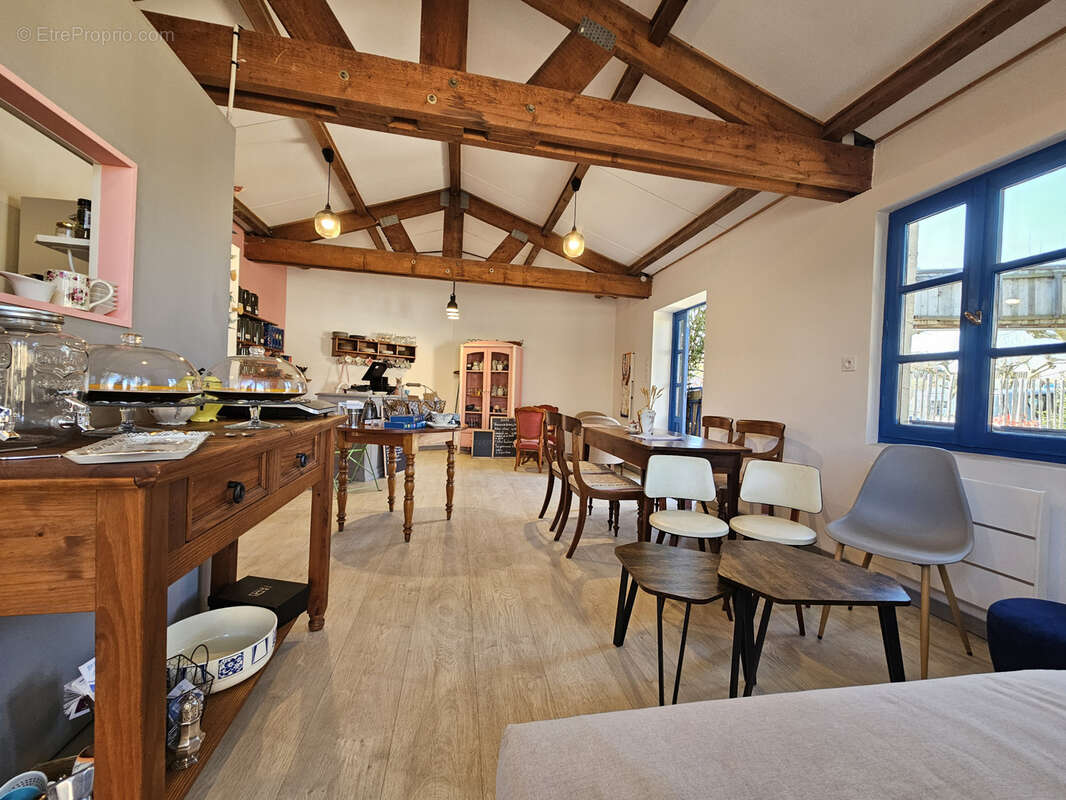 Commerce à LA FAUTE-SUR-MER