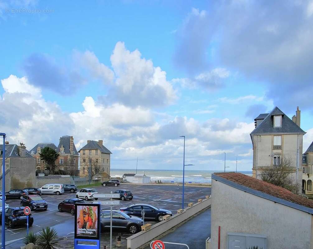 Appartement à LION-SUR-MER