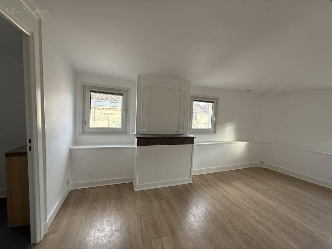 Appartement à BORDEAUX