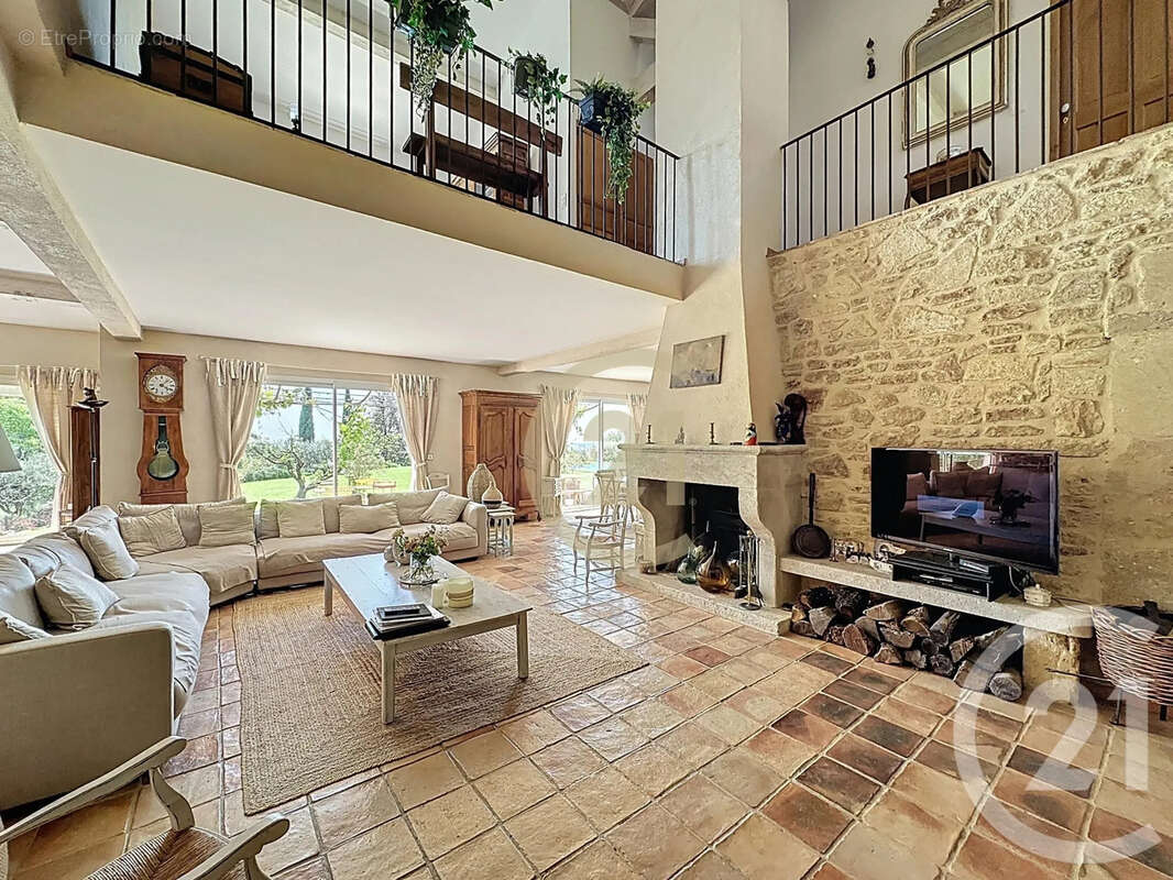 Maison à ROCHEFORT-DU-GARD