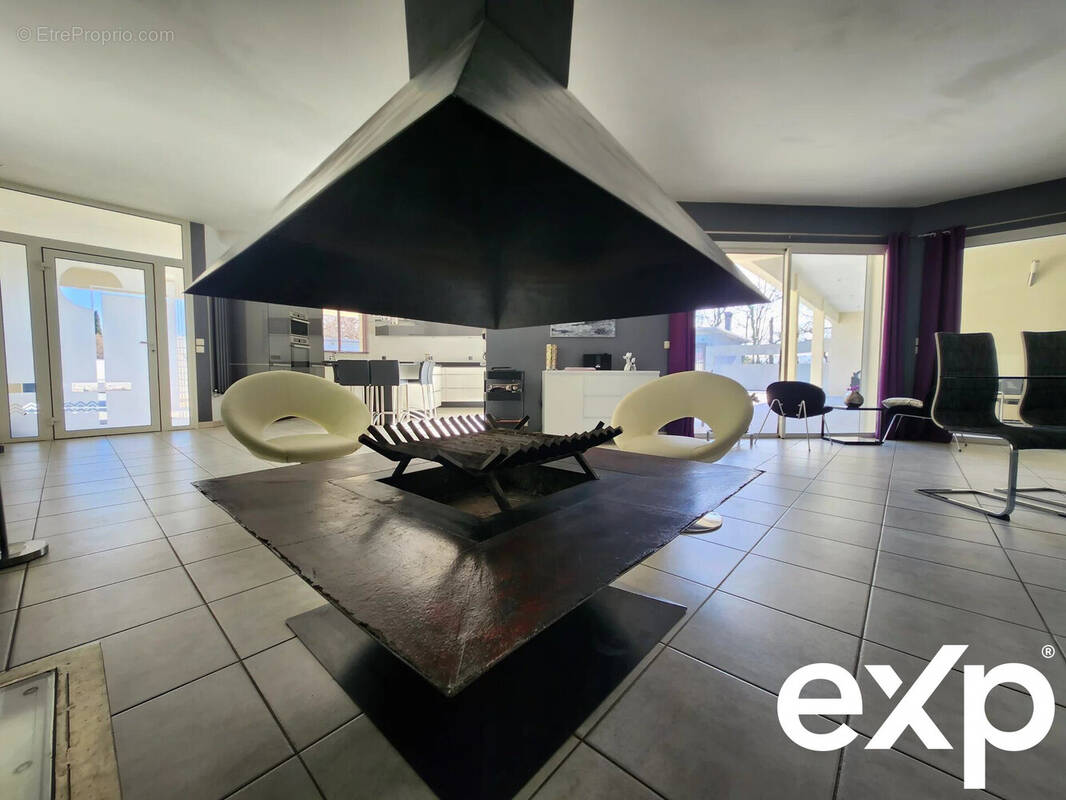 Maison à CORNEILLA-LA-RIVIERE