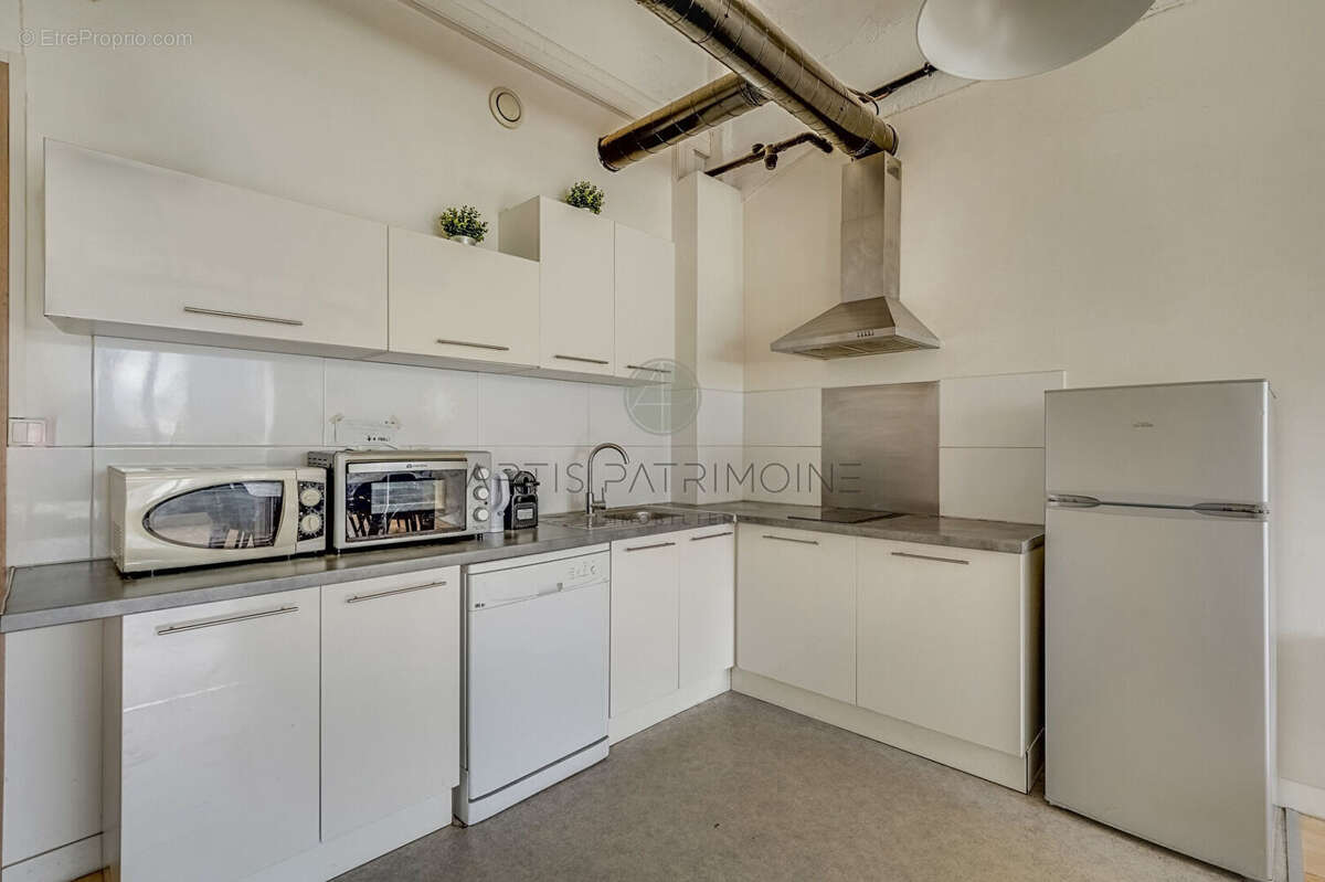 Appartement à LES LILAS