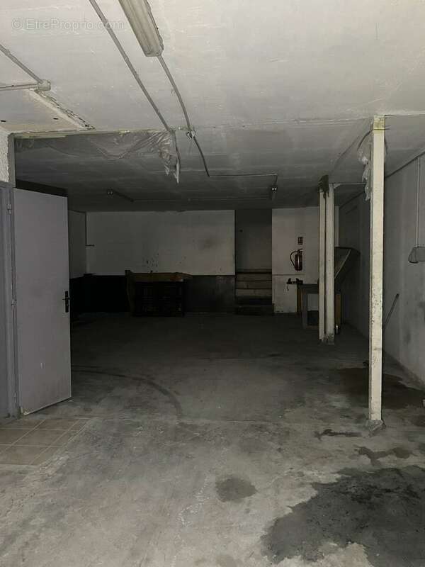 Autre à MARSEILLE-4E