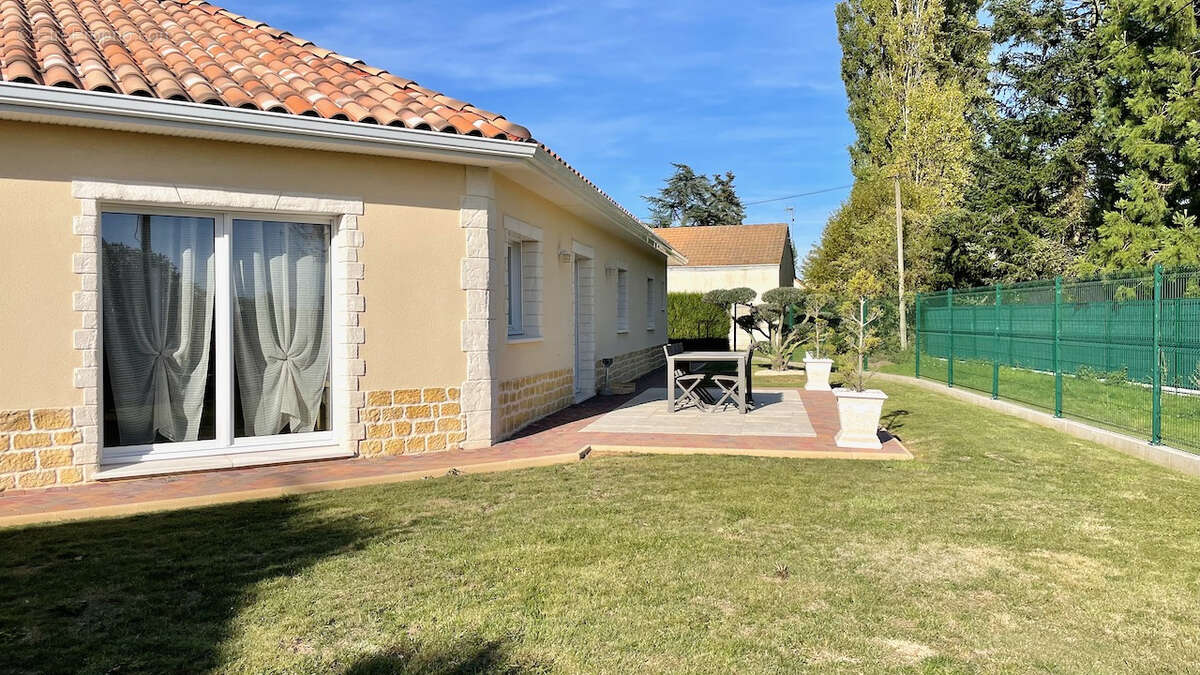 Maison à SAINT-DENIS-DU-BEHELAN