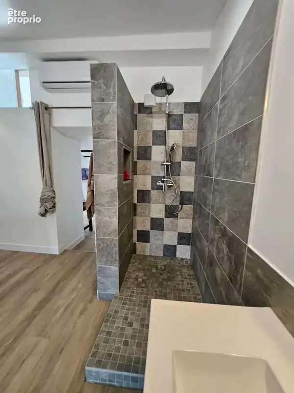 LE LUC - Maison de village 117m² renovée avec Exterieurs - "LOUE" - photo 16