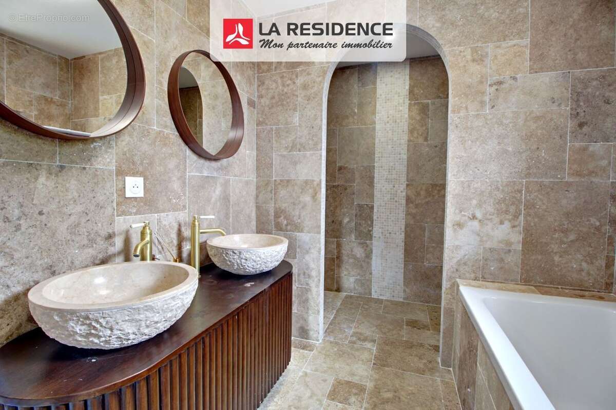 Maison à SAINT-MARCEL