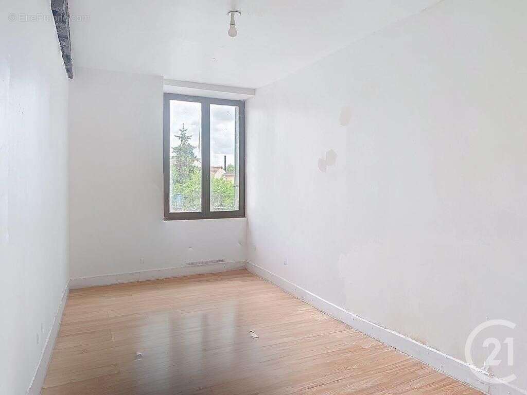 Maison à GARGES-LES-GONESSE