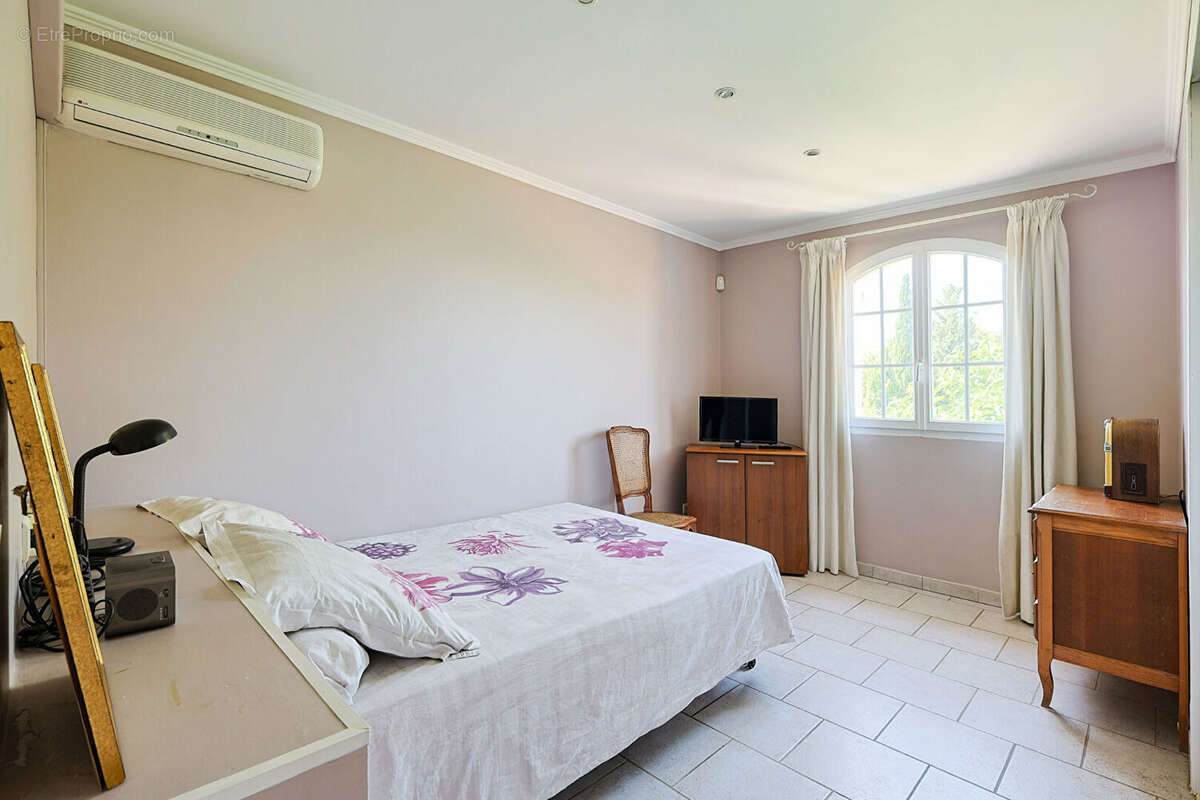 Maison Marseille 5 pièces 147 m² - photo 12