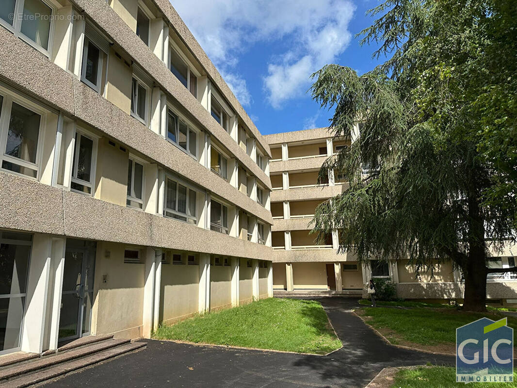 Appartement à HEROUVILLE-SAINT-CLAIR