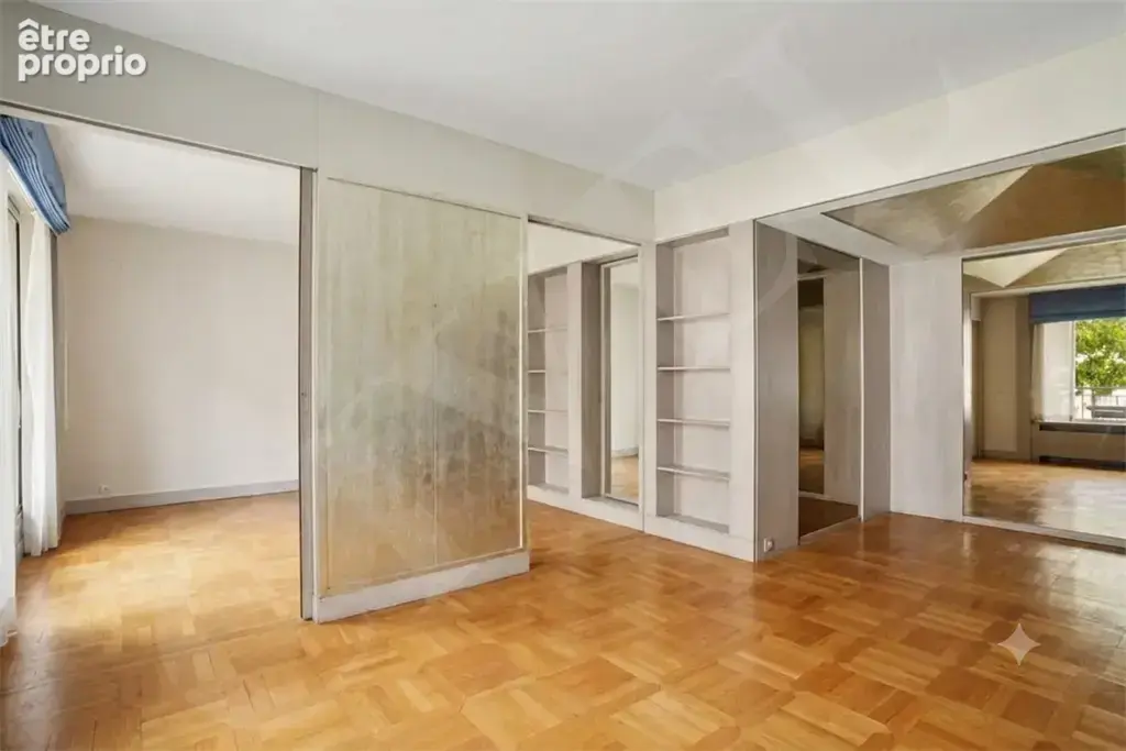 Deux pièces sur le jardin avenue Montaigne - photo 4