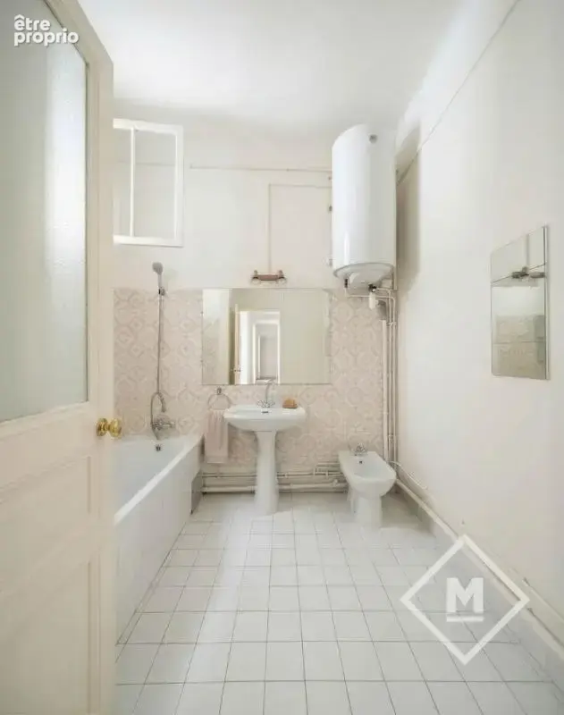 Vente magnifique appartement type 2 de 58m2 avec beaucoup de cachet dans une bel immeuble secteur Paradis Carré d'or 13008 Marse - photo 8