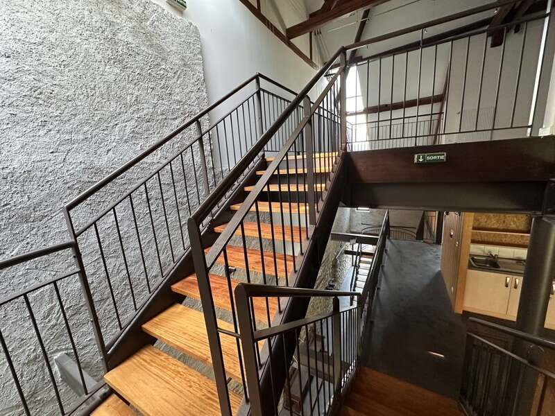  RARE & HISTORIQUE : Domaine d'Exception de 1824 – au cœur de Saint-Julien et aux portes de Genève ; avec local professionnel ou - photo 5