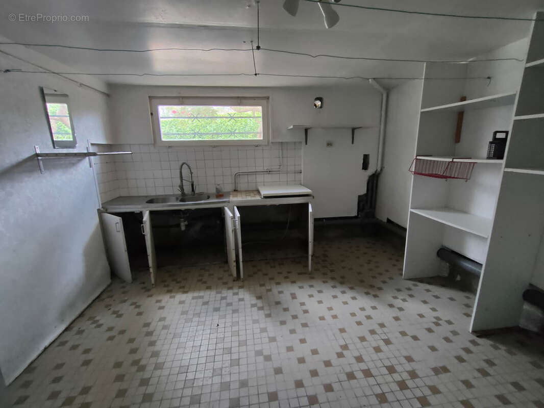 Maison à SAINT-THONAN