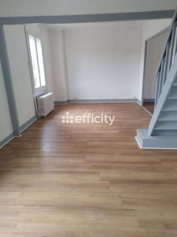 Appartement à GUEUGNON