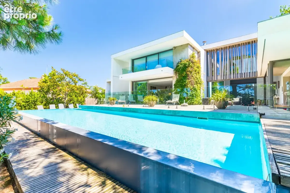 Maison 331 m² à Anglet  - photo 3