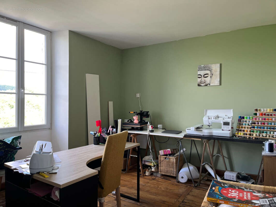 Maison à JUMILHAC-LE-GRAND