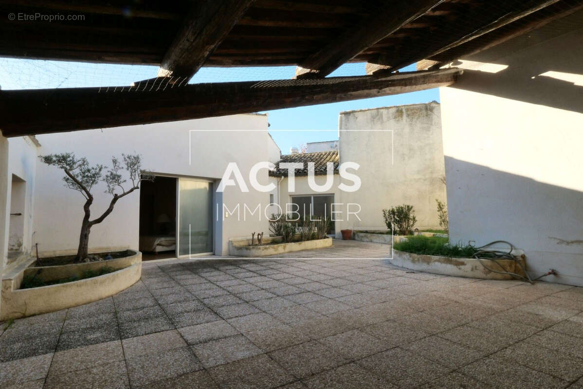 Maison à SALON-DE-PROVENCE