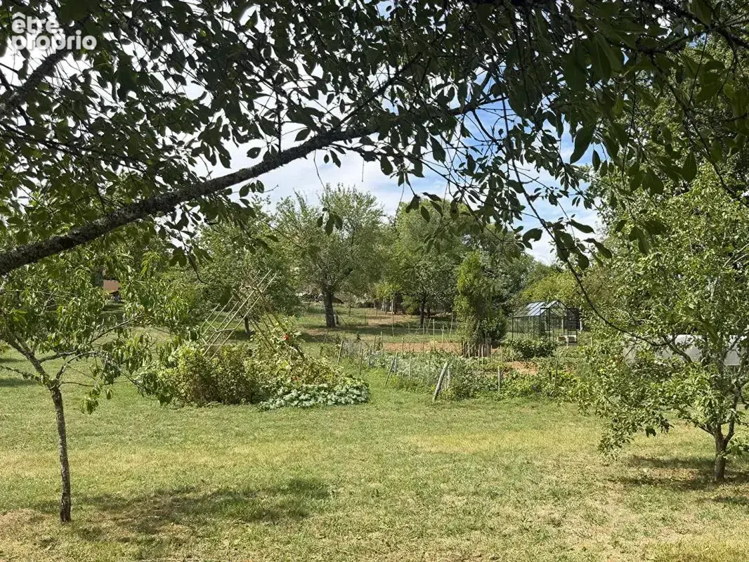 Charmante maison périgourdine avec piscine, beau jardin et dépendances - photo 16