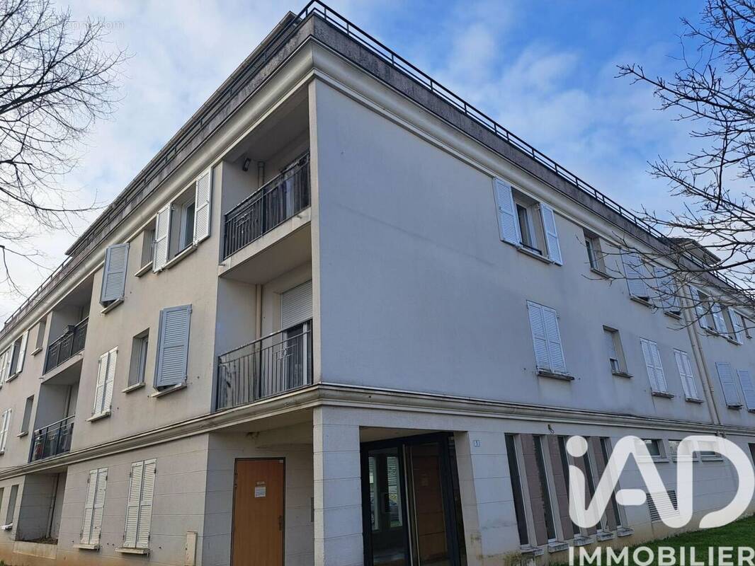 Photo 1 - Appartement à SAVIGNY-LE-TEMPLE