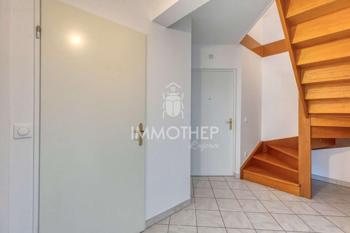 Appartement à VIZILLE