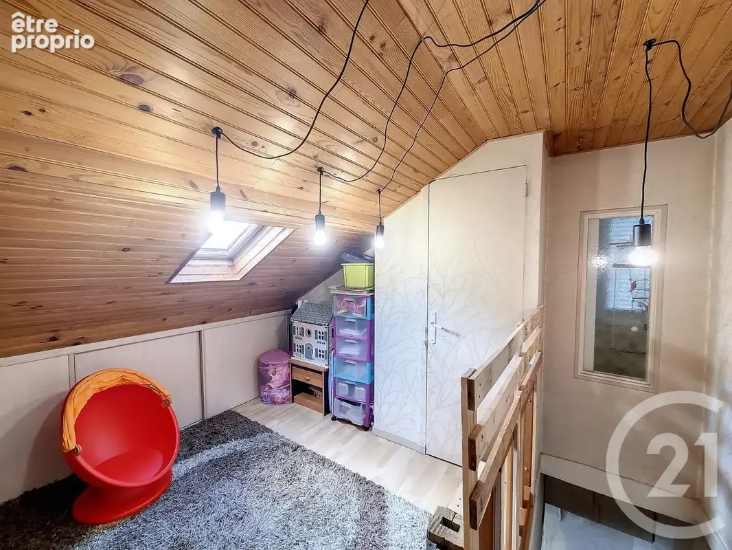Maison 5 pièces 81 m² à vendre à La Ferte-Saint-Aubin (45240) - photo 6