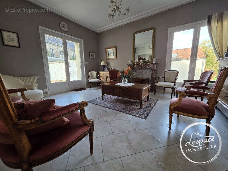 Maison à NORDAUSQUES