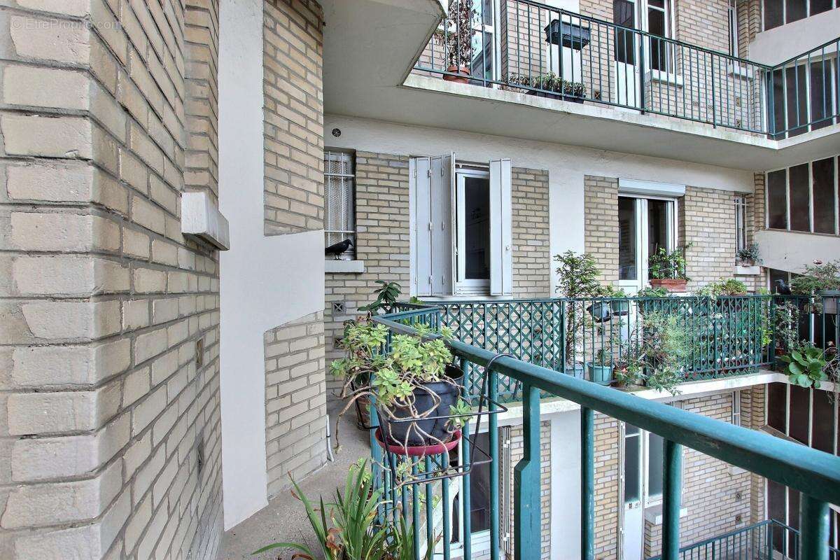Appartement à BOIS-COLOMBES
