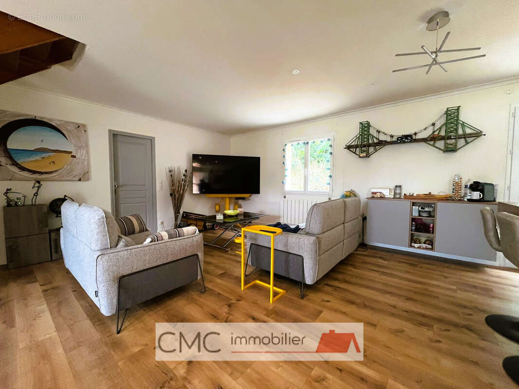 Maison 170 m² à Morancez  - photo 9