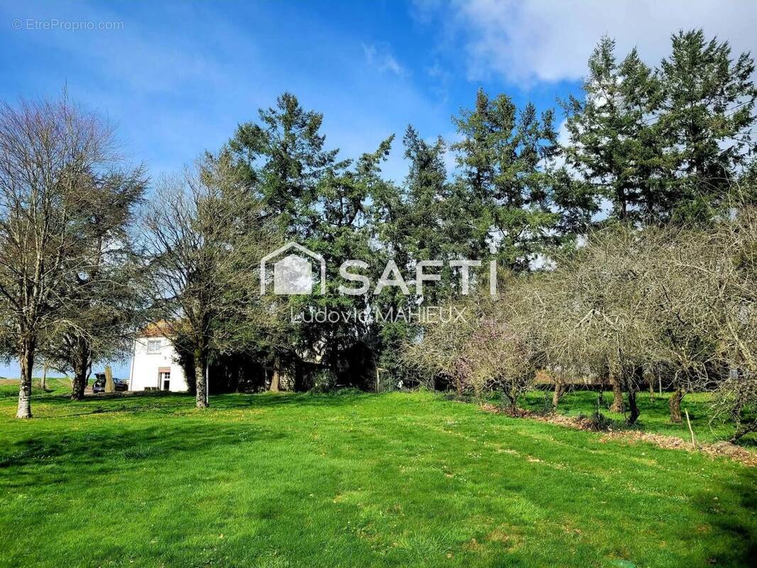 Photo 1 - Maison à PEILLAC