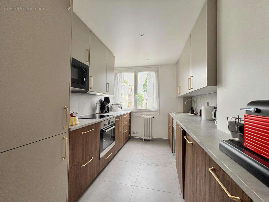Appartement à SAINT-MAUR-DES-FOSSES