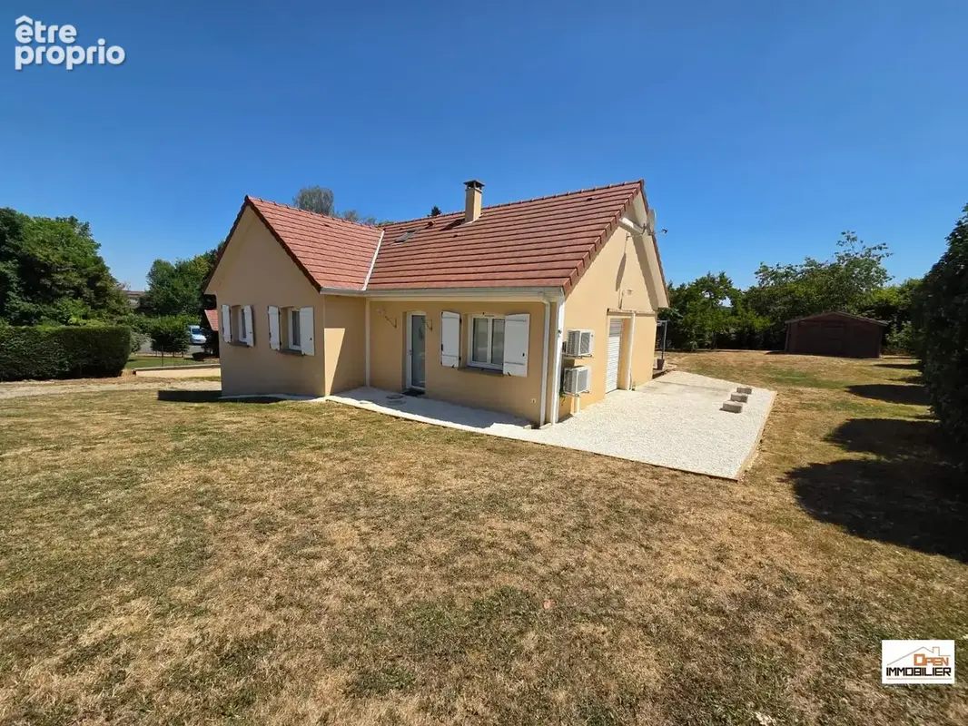 Appartement 119 m² à Le Grand-Bourg  - photo 1