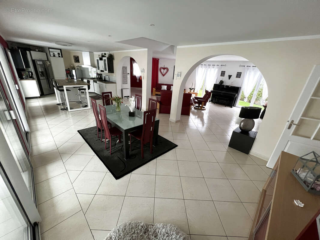Maison à MESNAC
