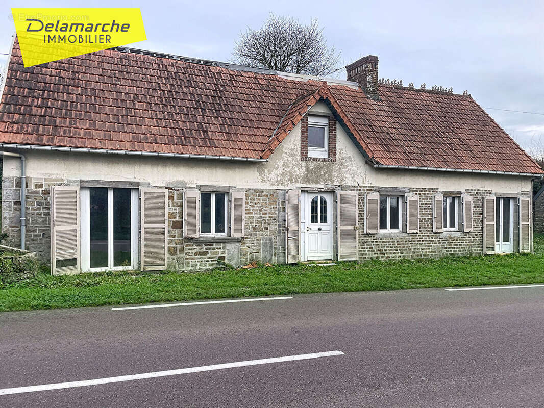 Maison à SAINT-DENIS-LE-VETU