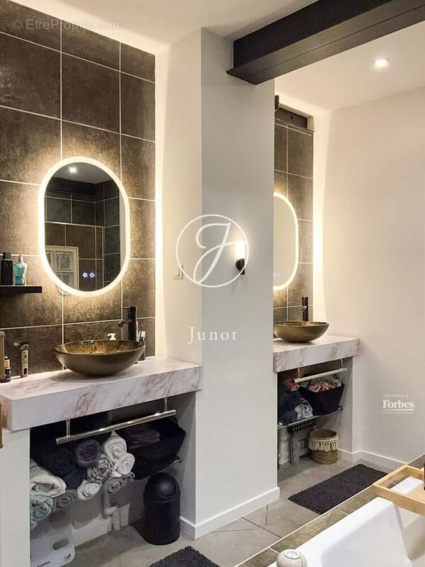 Appartement à CROIX