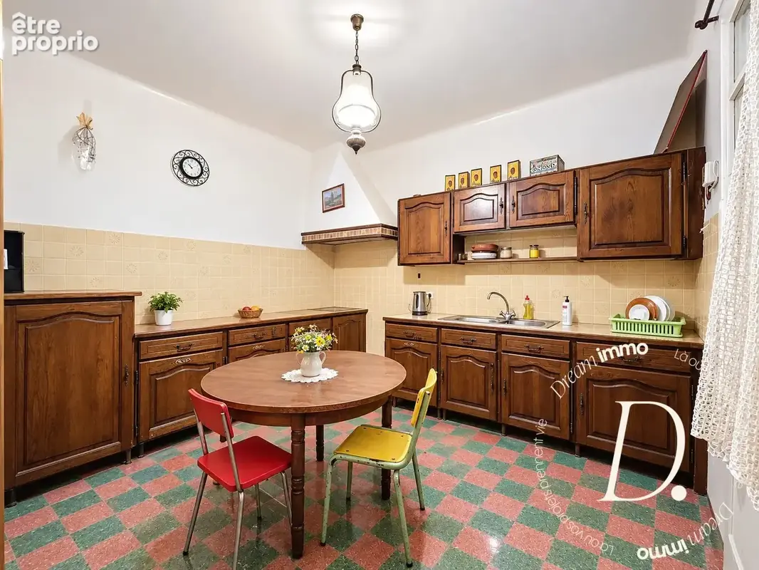 Appartement 198 m² à vendre à Saint-Laurent-De-Cerdans (66260) - photo 2