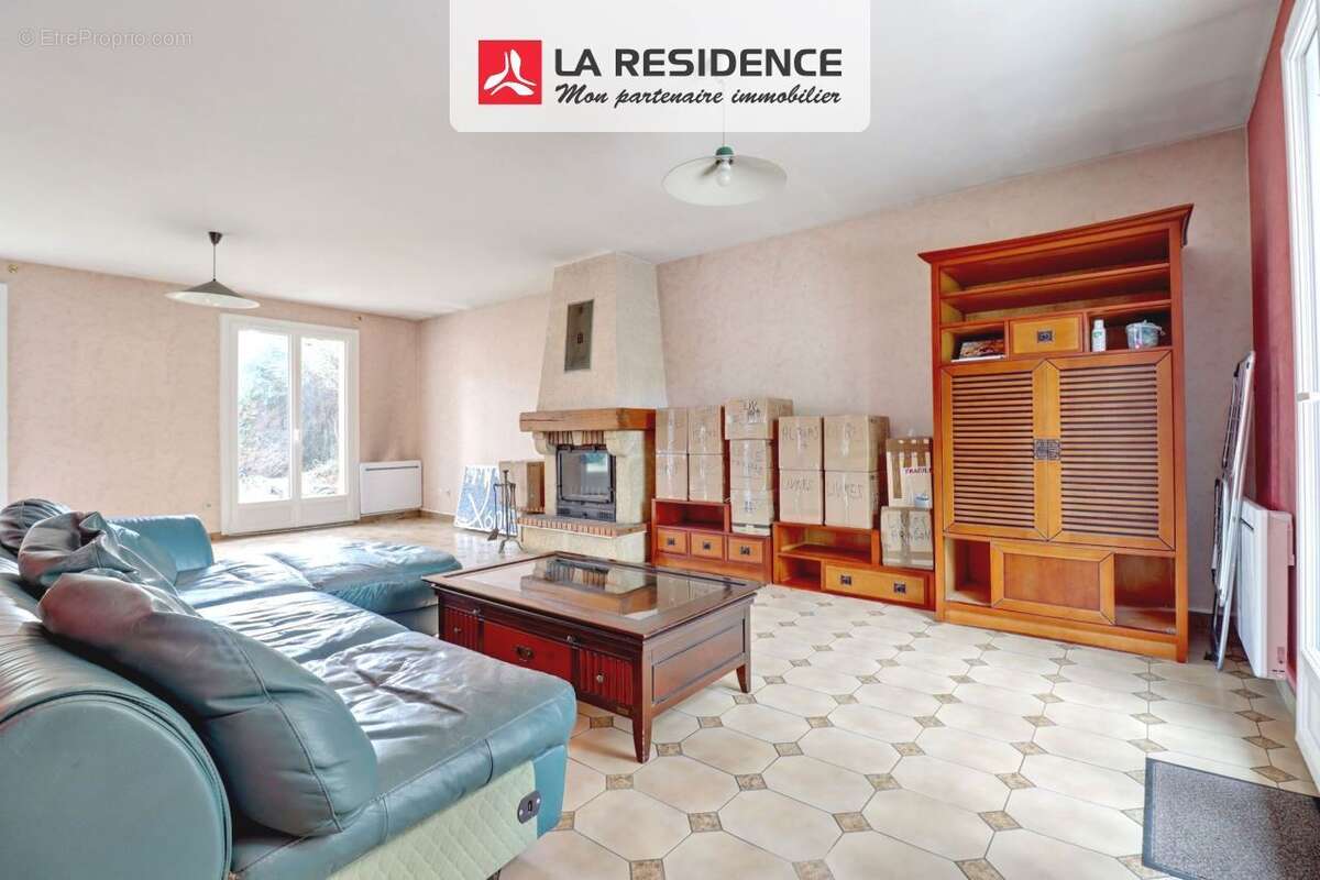 Maison à VERNEUIL-SUR-SEINE