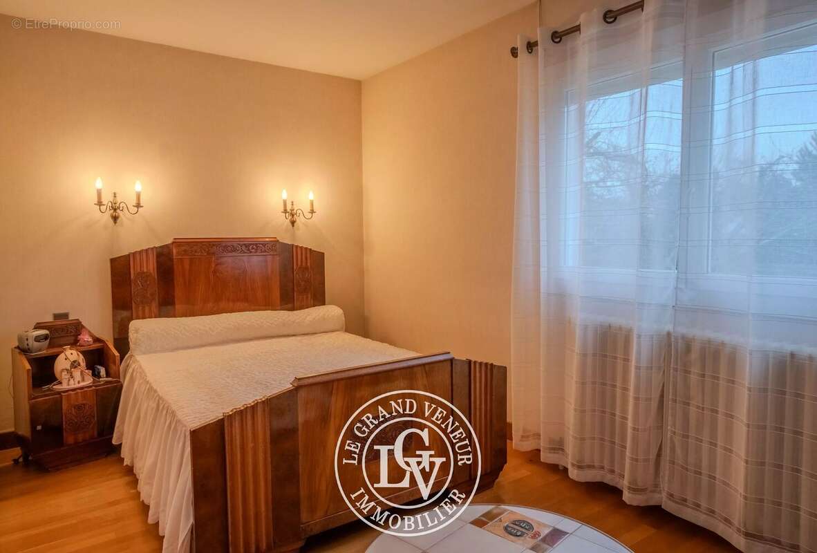 Maison à BOISSISE-LE-ROI