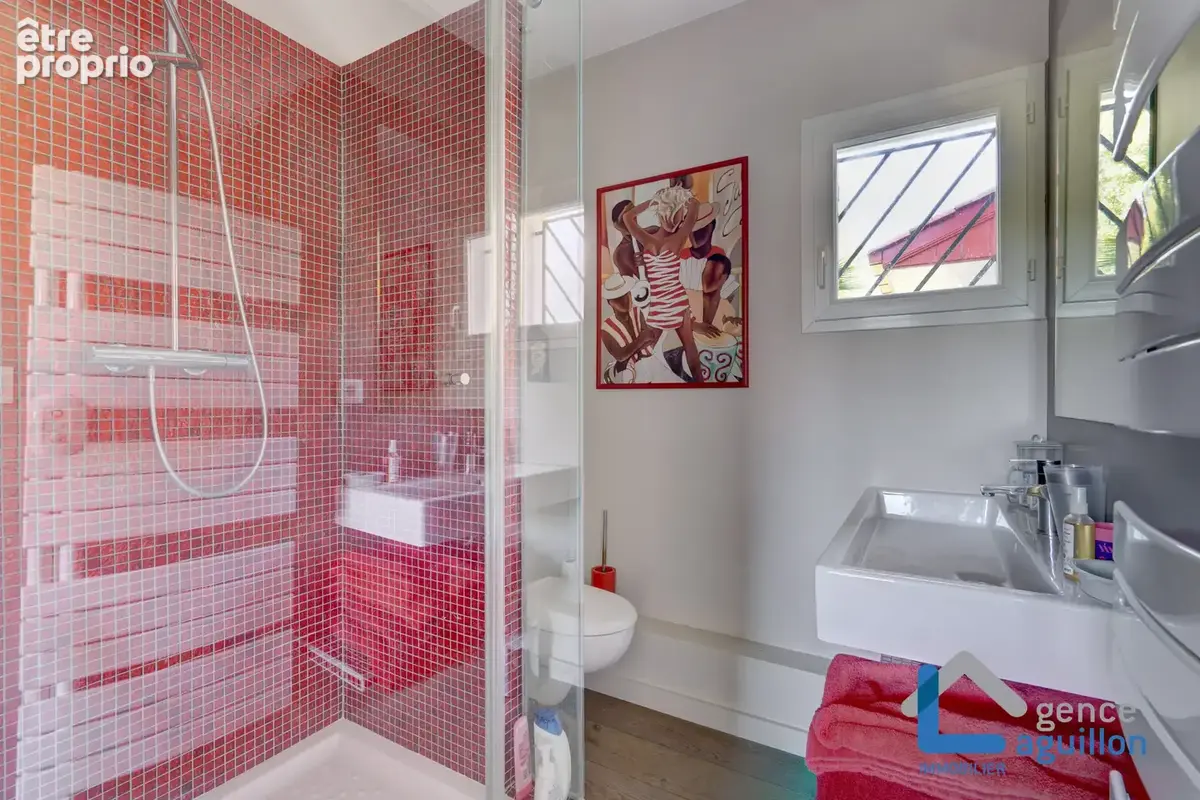 Quartier chantaco dans domaine privee- superbe villa avec piscine et vue rhune - photo 22