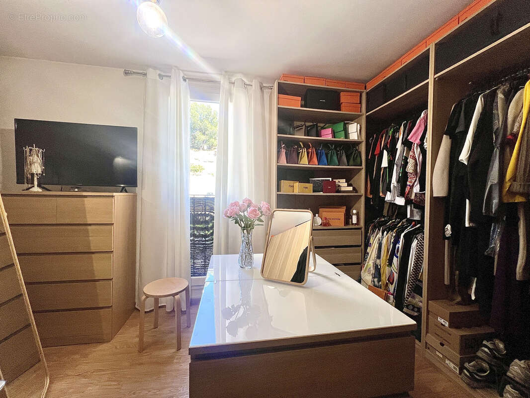 Appartement à MARSEILLE-13E