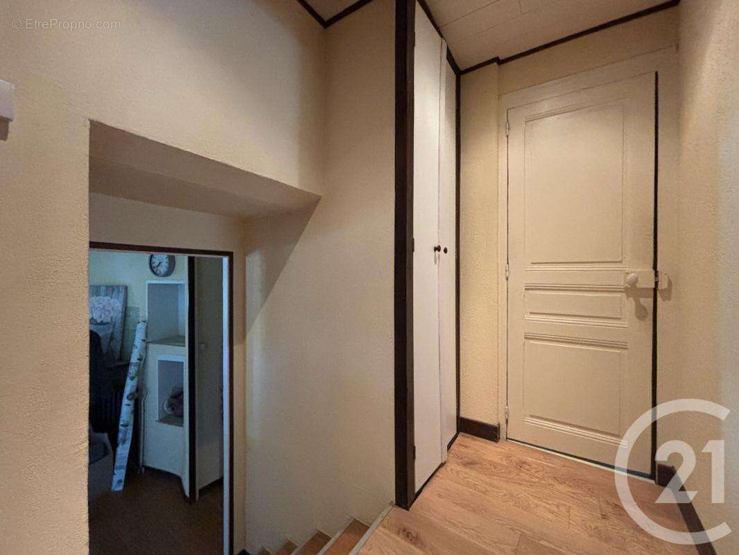 Maison 280 m² à Aixe-Sur-Vienne  - photo 20