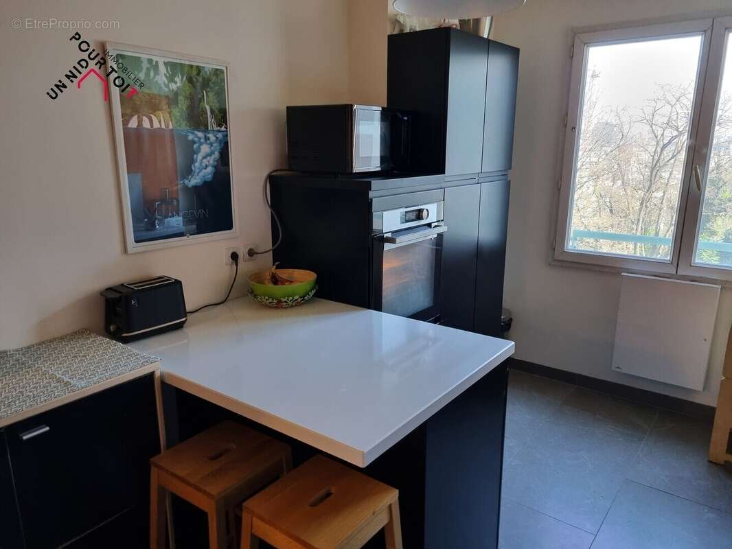 Appartement à ISSY-LES-MOULINEAUX