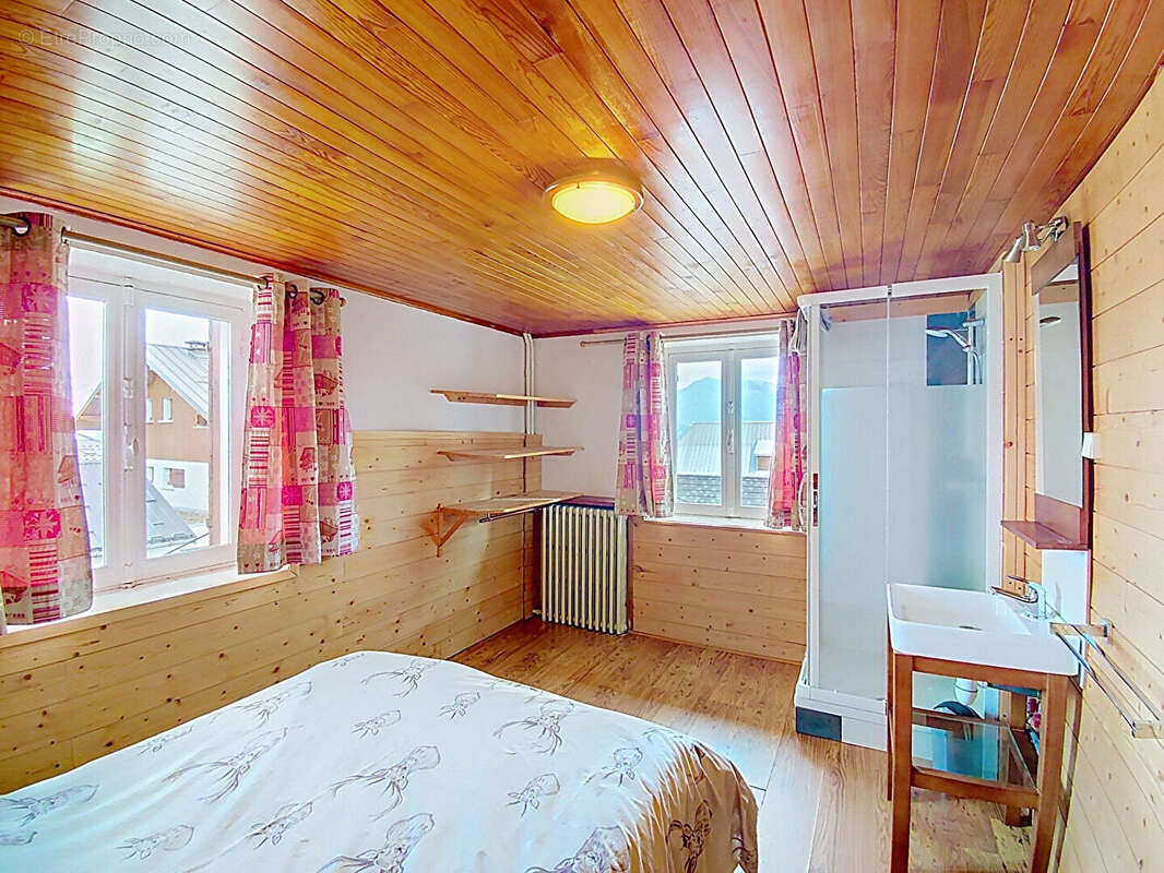 Chalet de 320 m² avec 3 gîtes indépendants - photo 17