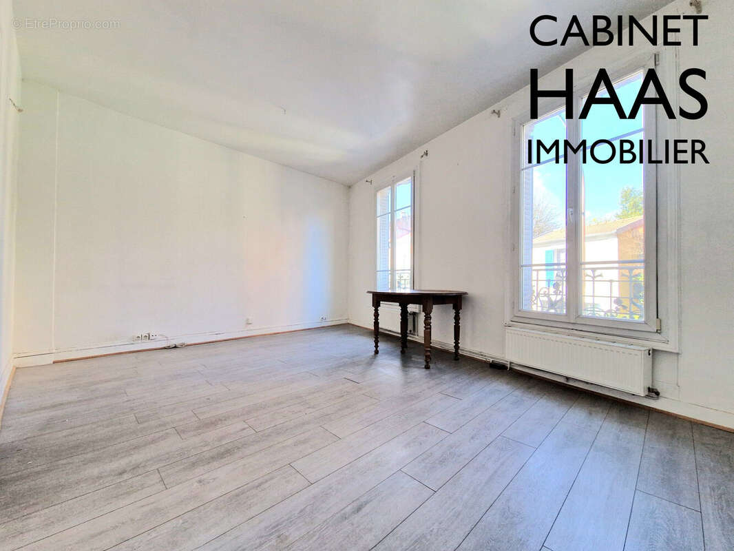 Séjour - Appartement à BAGNOLET