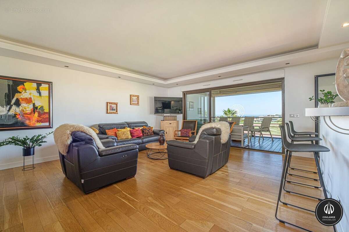 Appartement à MARSEILLE-8E