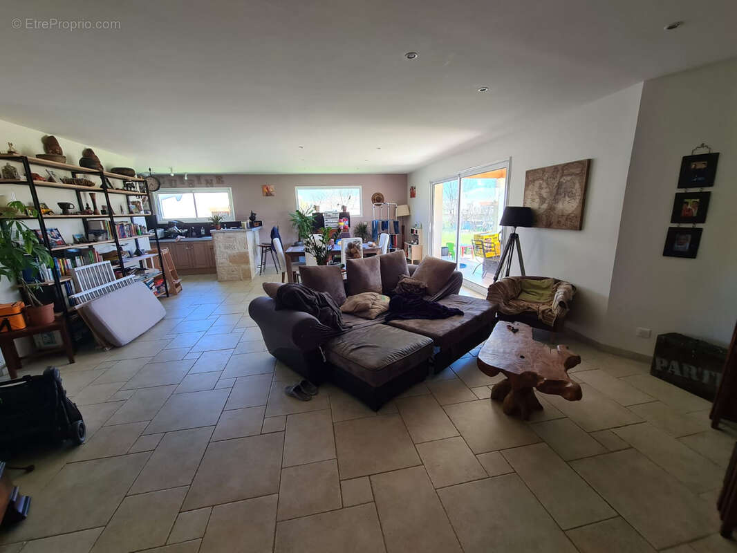 Maison à MONCLAR-DE-QUERCY