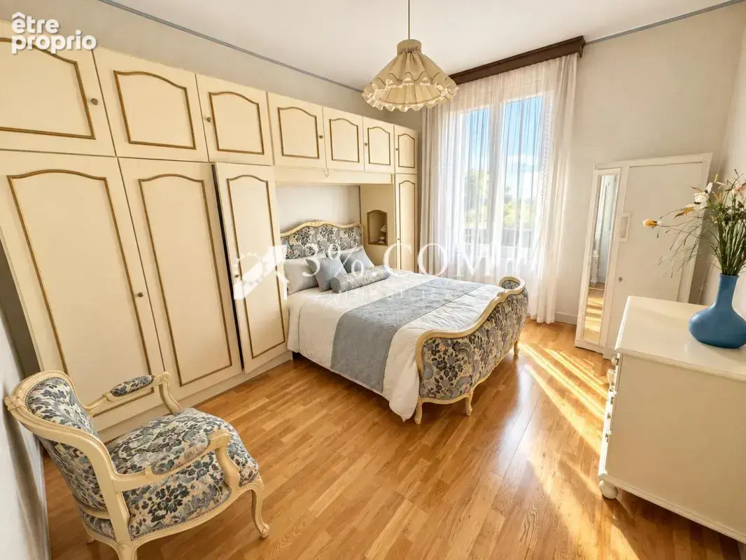 Maison de plain-pied - 3 chambres - garages - jardin - photo 5
