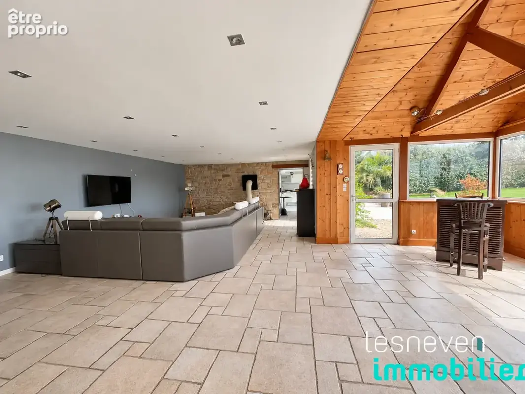 Maison 6 pièces 198 m² à vendre à Ploudaniel (29260) - photo 5