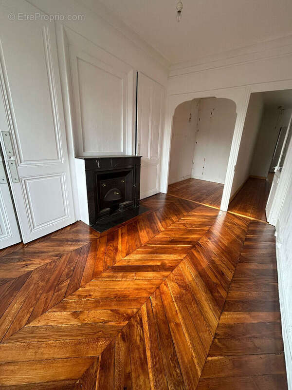 Appartement à LYON-6E