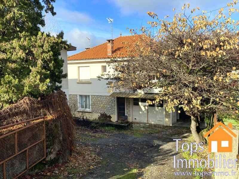 Maison à VILLEFRANCHE-DE-ROUERGUE